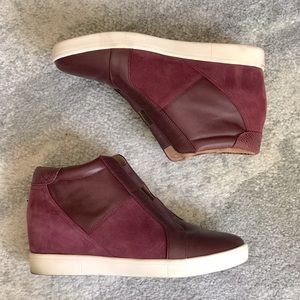 Vionic Maroon High-Top Sneakers